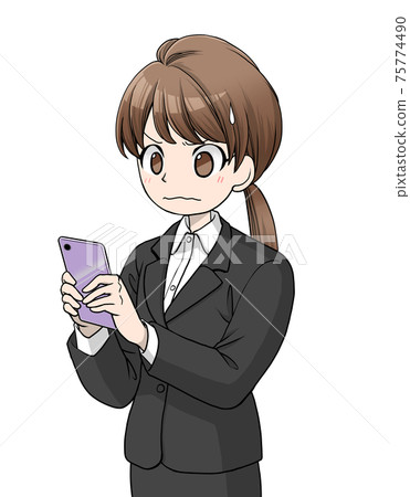 穿著棕色衣服的女人,使她看著她的智能手機 穿著棕色衣服的女人,使她看著她的智能手機 75774490