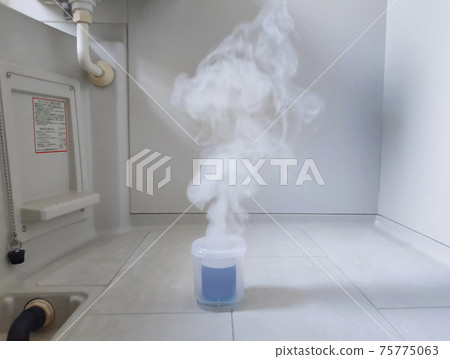 Mold prevention with smoke from the bath Mold prevention with smoke from the bath 75775063