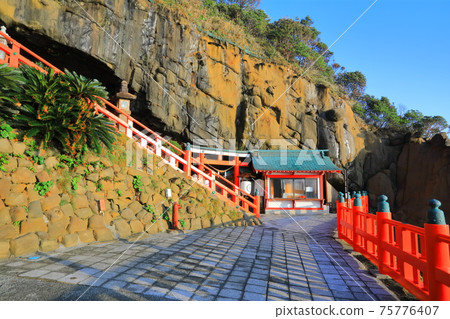 [宮崎縣]天氣晴朗的宇都神宮 75776407