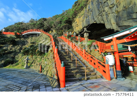[宮崎縣]天氣晴朗的宇都神宮 75776411
