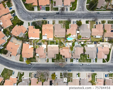 Aerial view of neighborhood in Hemet city in the San Jacinto Valley in Riverside County, California 75784458