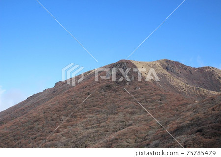 Kuju mountain climbed in autumn 75785479