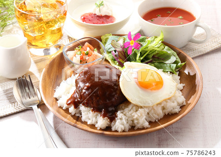機車莫可板飲料湯配甜點 75786243