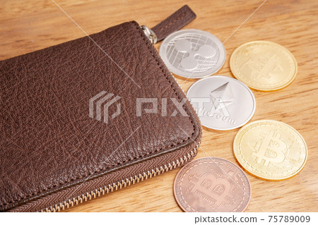 Image of virtual currency 75789009