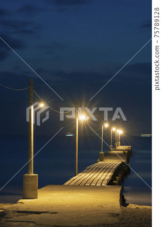 [千葉]南房總原岡碼頭（黃昏） 75789128