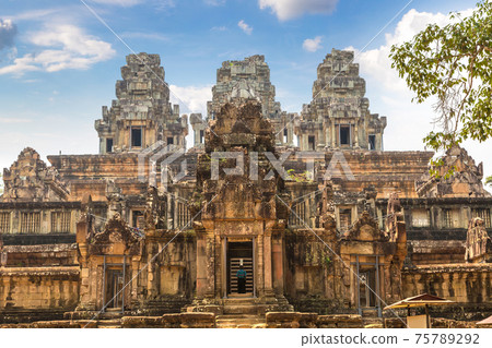 Ta Keo temple in Angkor Ta Keo temple in Angkor 75789292