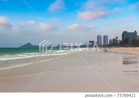 Hua Hin beach, Thailand Hua Hin beach, Thailand 75789421