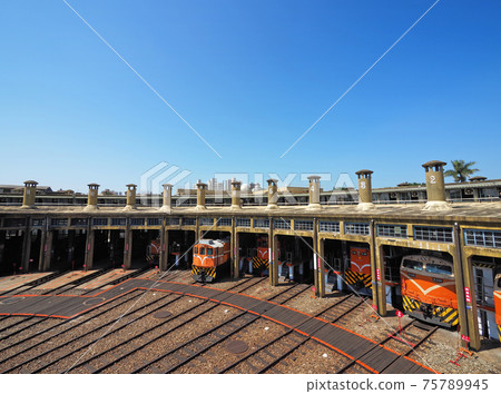 Railway Roundhouse 75789945