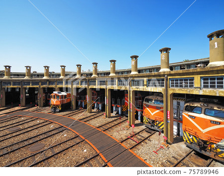 Railway Roundhouse 75789946