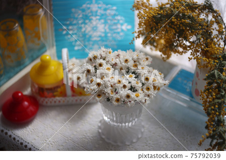 Flower Kanzashi taken with an old lens 75792039