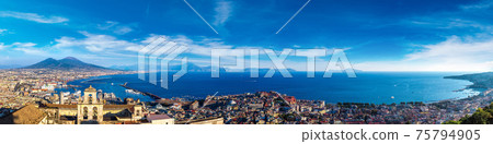 Napoli  and mount Vesuvius in  Italy 75794905