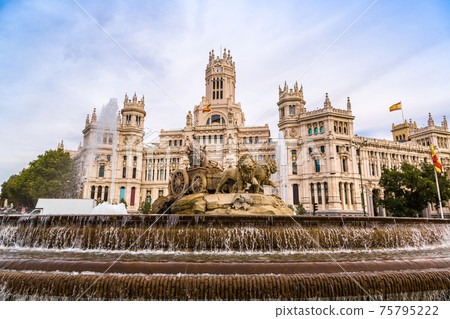 Cibeles fountain in Madrid Cibeles fountain in Madrid 75795222