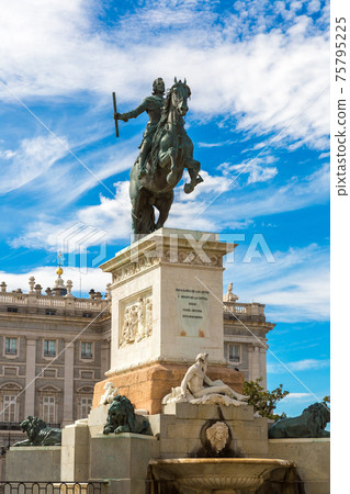Monument of Philip IV of Spain in Madrid Monument of Philip IV of Spain in Madrid 75795225