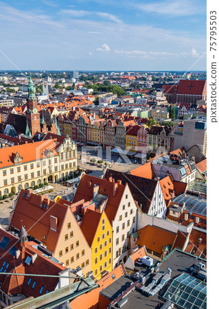 Market Square in Wroclaw 75795503