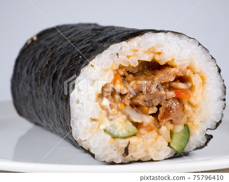 牛肉烤肉捲 牛肉烤肉捲 75796410