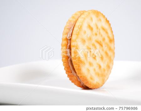Coffee cream sandwich Coffee cream sandwich 75796986