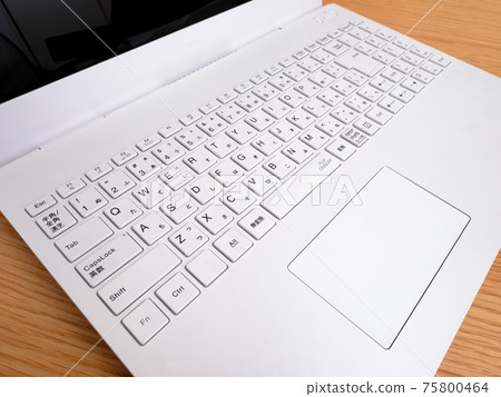 Laptop keyboard 75800464