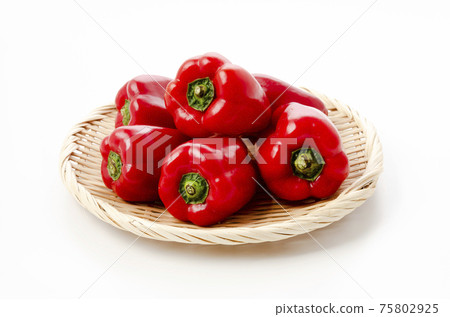Red pepper Red pepper 75802925