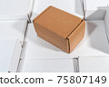 cardboard box 75807149