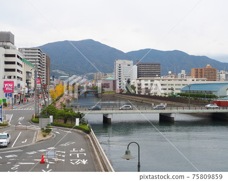 吳市港口的城市景觀 75809859