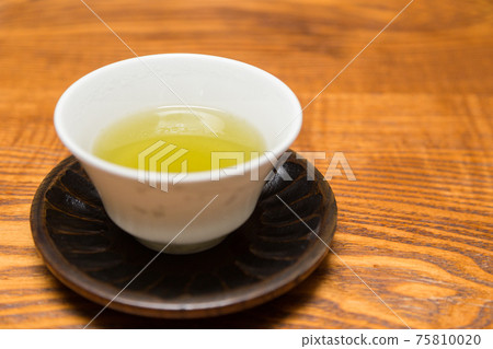Tea cup and Japanese tea Tea cup and Japanese tea 75810020