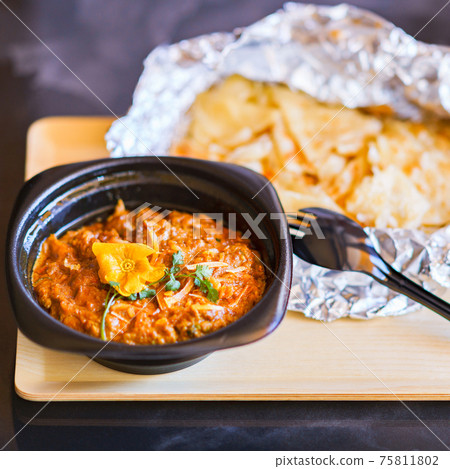 Curry takeout [with corona new normal] 75811802