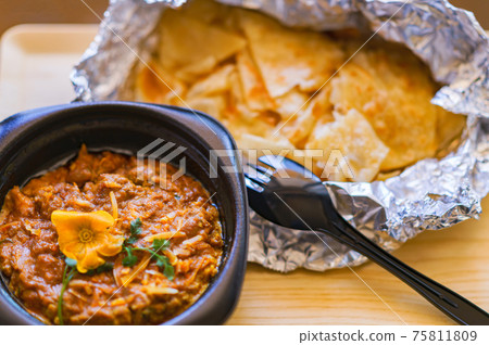 Curry takeout [with corona new normal] 75811809