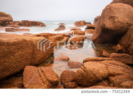 Atlantic ocean coast in Brittany near Ploumanach, France Atlantic ocean coast in Brittany near Ploumanach, France 75812269