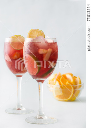 Fresh summer sangria 75813234