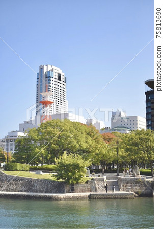 廣島高樓大廈的風景 廣島高樓大廈的風景 75813690