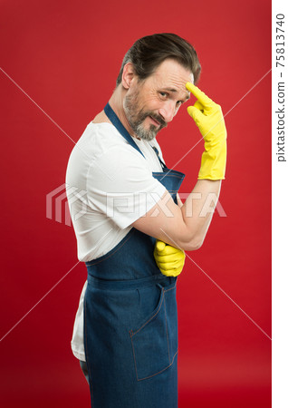 Serious about keeping germs away. Thoughtful cleaner  75813740