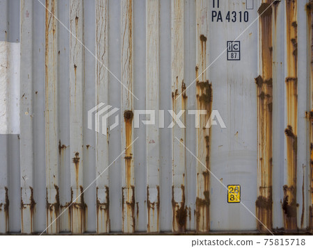 生鏽的容器壁 75815718