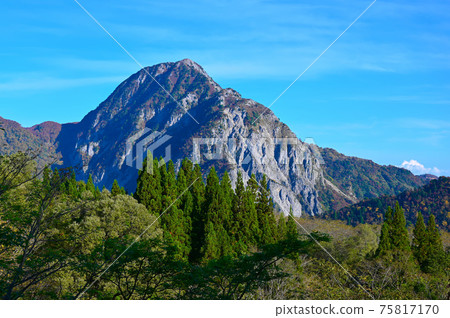 系魚川市妙城山 75817170