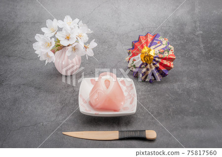 Spring Japanese sweets Spring Japanese sweets 75817560