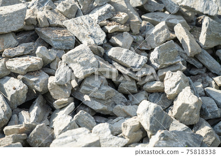 Gravel used at construction and construction sites 75818338