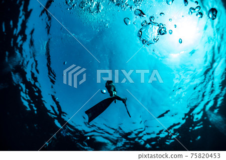 Mermaid in the sea 75820453