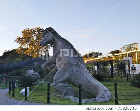 dinosaur  dinosaur  75820730