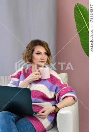 Freelance Remote Working From Home On Laptop 75824877