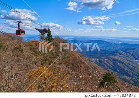 View the direction of Mt. Tsukuba Ropeway from Nyotaisan Station on Mt. Tsukuba (Nyotaisan) in autumn 75824878