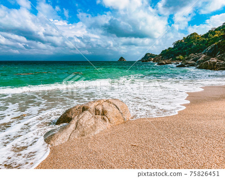 View of the beach in Koh Tao, Samui province, Thailand 75826451