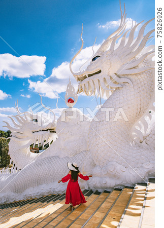 Wat Huay Pla Kang, white big buddha and dragons in Chiang Rai, Chiang Mai province, Thailand 75826926