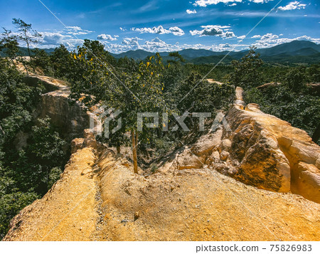 Pai Canyon in Mae Hong Son, Chiang Mai, Thailand 75826983