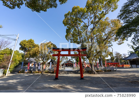 [Osaka] Toyonaka Inari Shrine 75828990