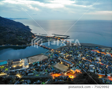 Hijikawa Arashi Observatory, Nagahama Town, Ozu City, Ehime Prefecture 75829992