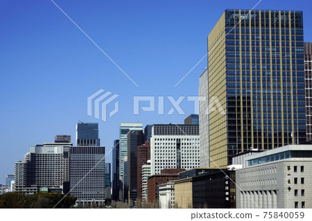 Buildings in Marunouchi and Otemachi 75840059