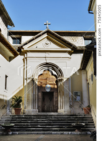 Church of Santo Stefano in Alatri 75845005