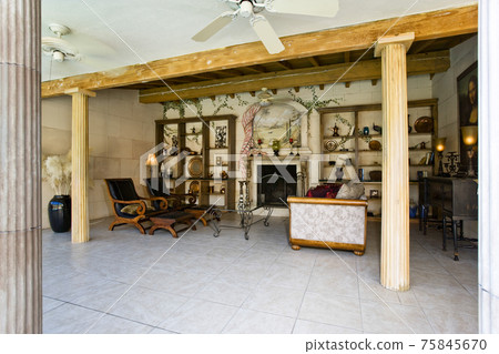 STOCK PHOTOGRAPHY IMAGES STOCK PHOTOGRAPHY IMAGES 75845670