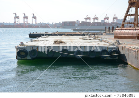 Floating pier Floating pier 75846895