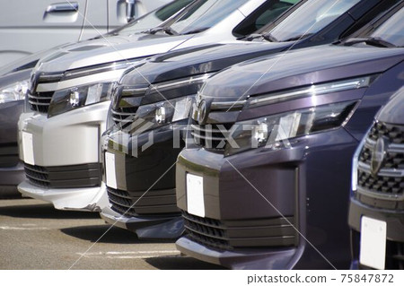 汽車圖片豐田麵包車Voxy 75847872