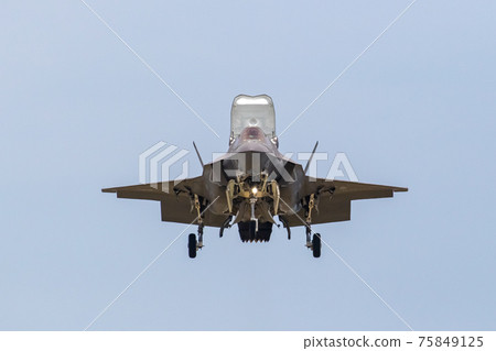 美國海軍陸戰隊F-35B戰鬥機(岩國基地/山口縣) 美國海軍陸戰隊F-35B戰鬥機(岩國基地/山口縣) 75849125